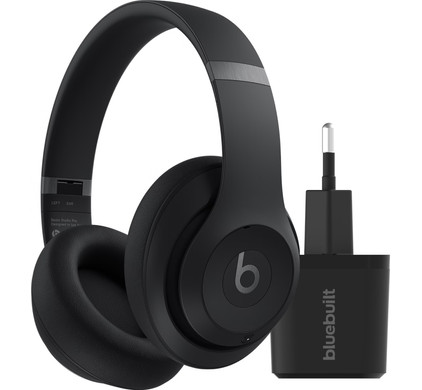 Beats Studio Pro Zwart + BlueBuilt Quick Charge Oplader met Usb A Poort 18W...