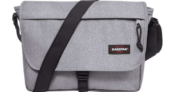 eastpak buckler bag