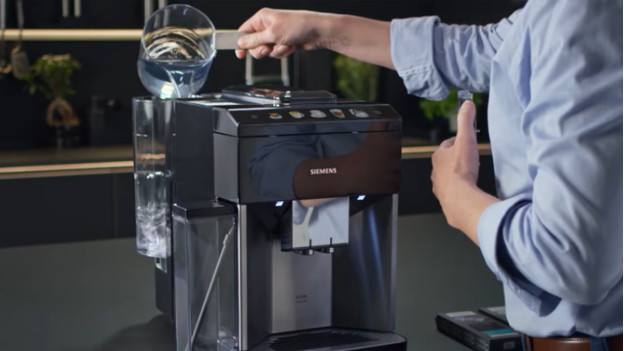 Détartrage de la machine à café de la manière la plus rapide et la