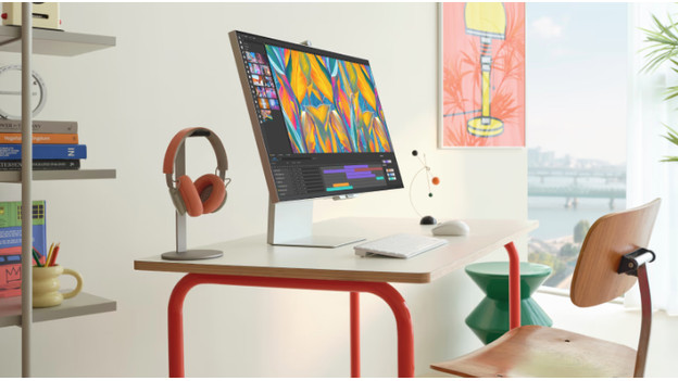 Werkplek met een Samsung ViewFinity Monitor