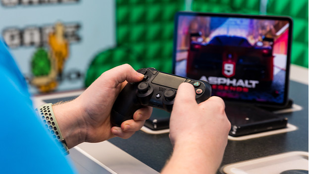 HOW TO PLAY ASPHALT 9 WITH PS4 CONTROLLER ON ALL IOS DEVICES IN 2022 @ asphalt 