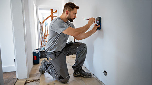Use wall scanner