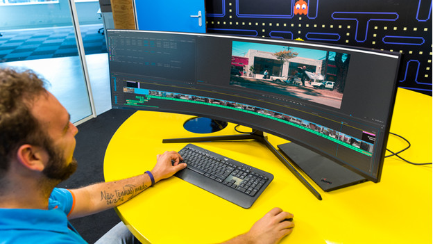 Expert working in Adobe Premiere on the Samsung Odyssey G9 Neo