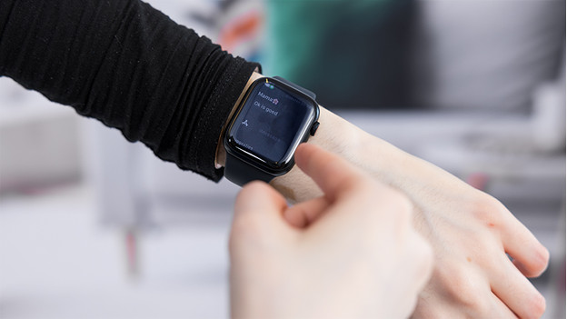 Apple Watch Series 9 double tapotement