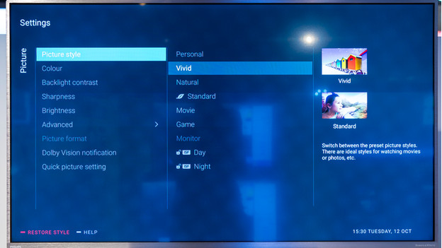 TV Philips 55OLED807/12 Ambilight Test Best Settings 