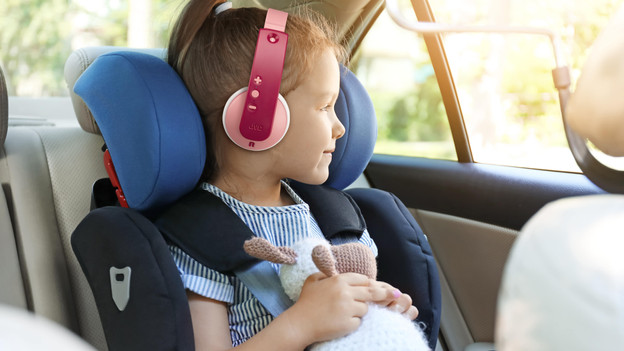 Lésions auditives avec un casque audio pour enfants