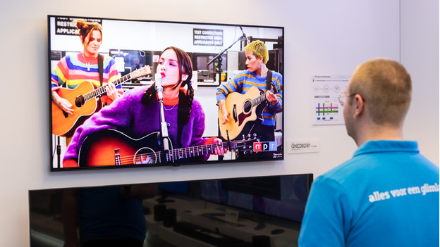 Expert review LG QNED816 - Coolblue - anything for a smile