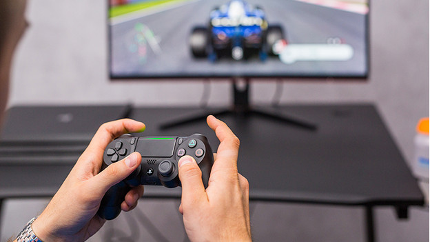 How do I connect my PS4 controller to my PS4? - Coolblue