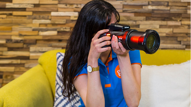 Wide zoom range