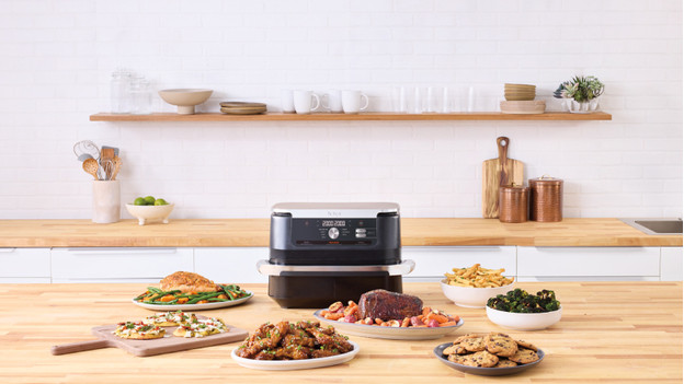 Airfryer Ninja avec de la nourriture