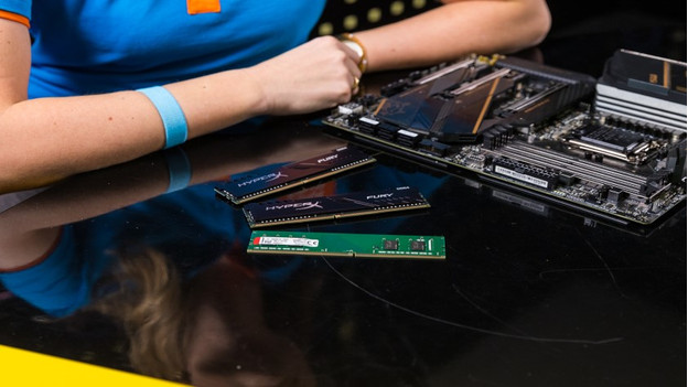How do you replace the RAM in a laptop? - Coolblue - anything for