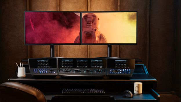 De OLED technologie geprojecteerd op een scherm