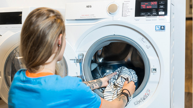 Load capacity washer dryer combinations