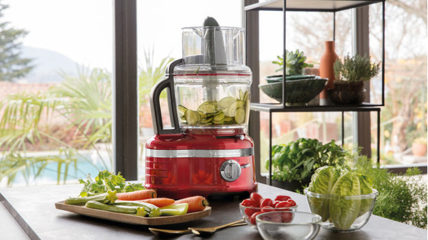 metalen foodprocessor groente