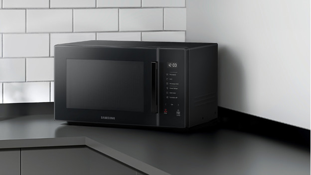 Mini oven on counter