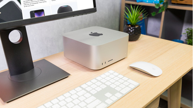 Voorkant Apple Mac Studio