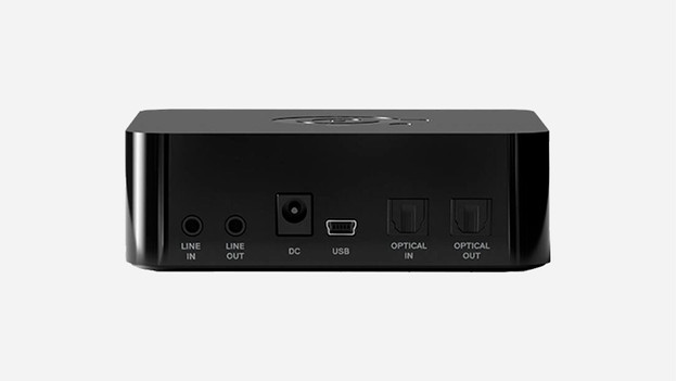 Les ports du récepteur Arctis Pro