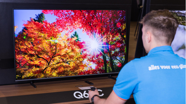 Eerste indruk van de Samsung QLED Q64C