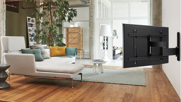 Swivel wall mount