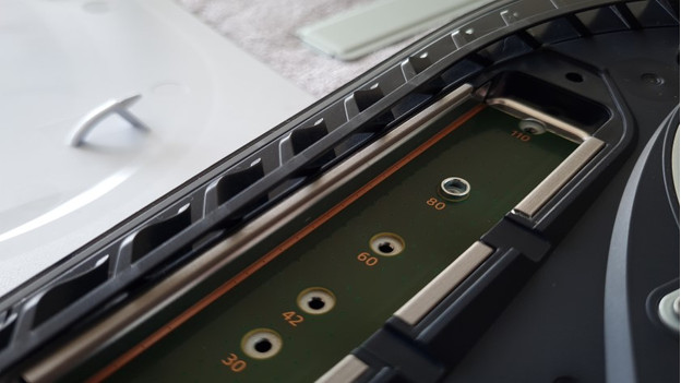 PlayStation 5 SSD slot openen