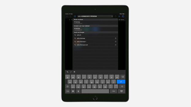 Apple iPad WhatsApp