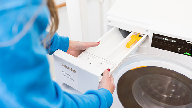 Comment nettoyer une machine à laver ? Les 4 étapes à suivre