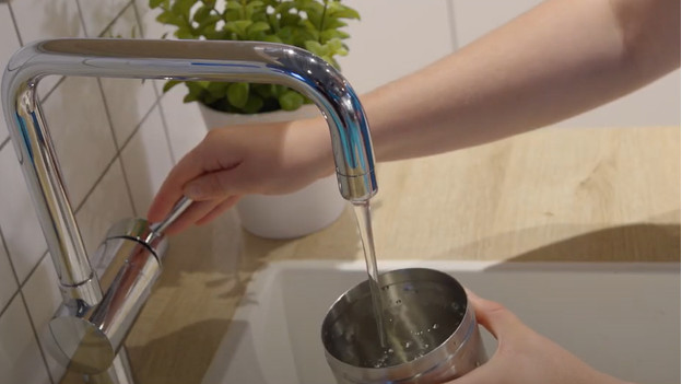 Spoel het melksysteem door