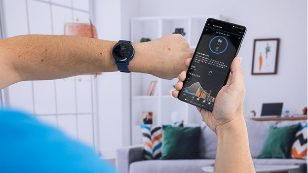 Garmin Vivoactive 5 health data via the app