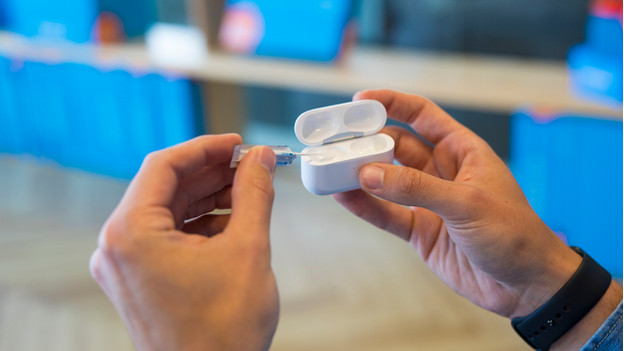 Oplaadcase desinfecteren