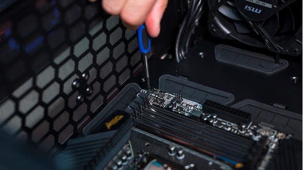 Voici comment monter un PC de bureau gamer AMD