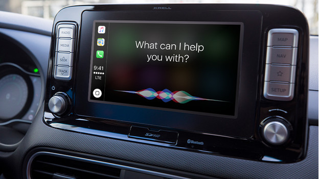 Turn on Siri in your car