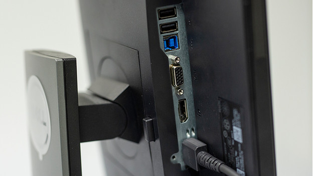 Changement boîtier central station d'accueil Nintendo Switch modèle OLED -  Tutoriel de réparation iFixit