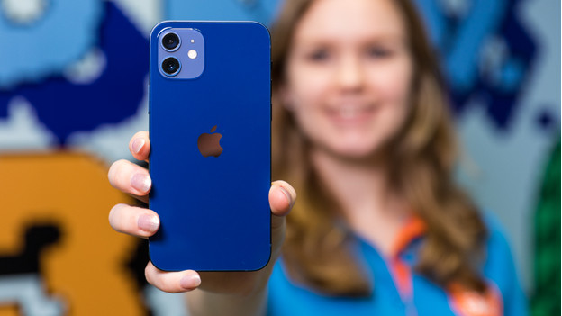 iPhone 12 blauw