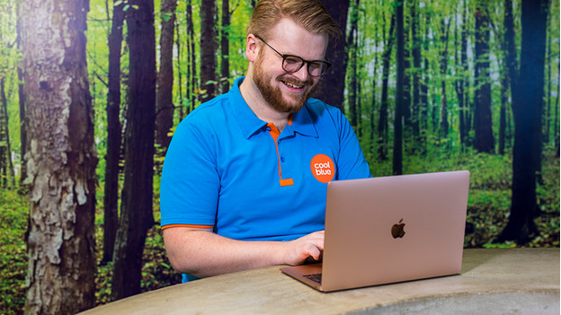 Expert derrière Apple MacBook Air