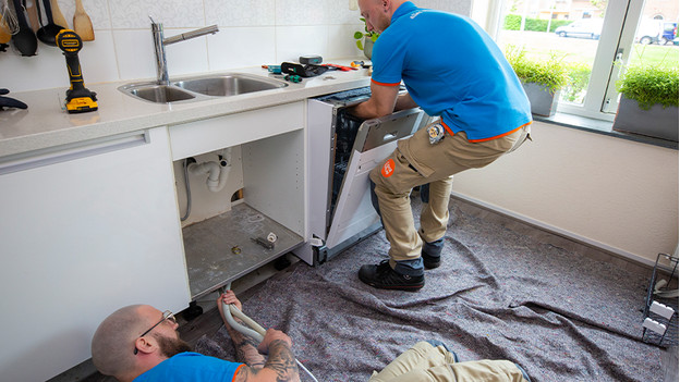 Building in a dishwasher