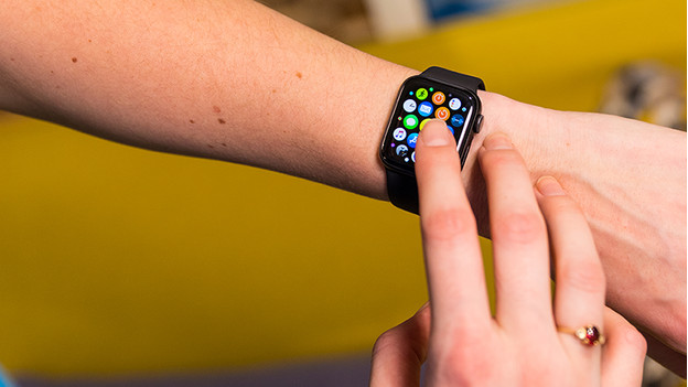 Naviguer sur l'écran de l'Apple Watch