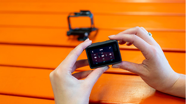 How do I set up my GoPro HERO 7 Black? - Coolblue - anything for a smile