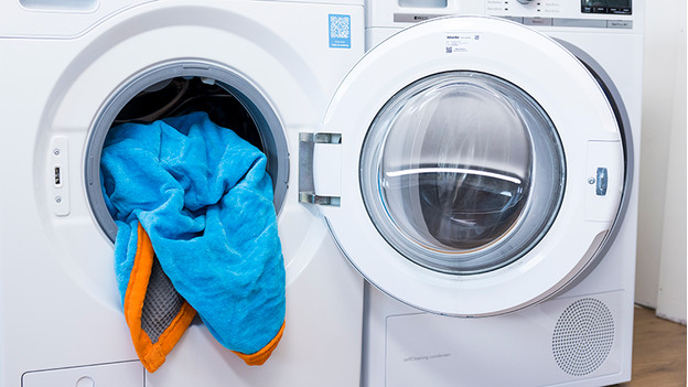 Washing machine and dryer set