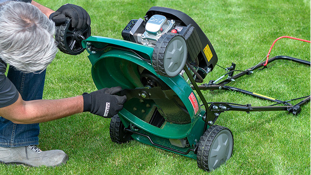 Lawn mower mulching function