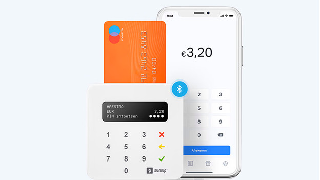 Make contactless payment with portable PIN device