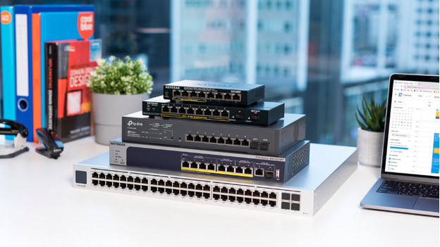 Network switches stackable