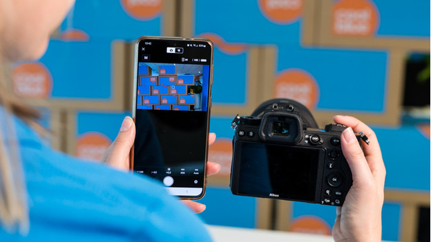How do you set up Nikon SnapBridge? - Coolblue - anything for a smile