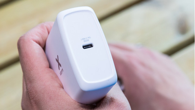 Comment choisir un chargeur pour votre Apple iPhone 15 ? - Coolblue - tout  pour un sourire