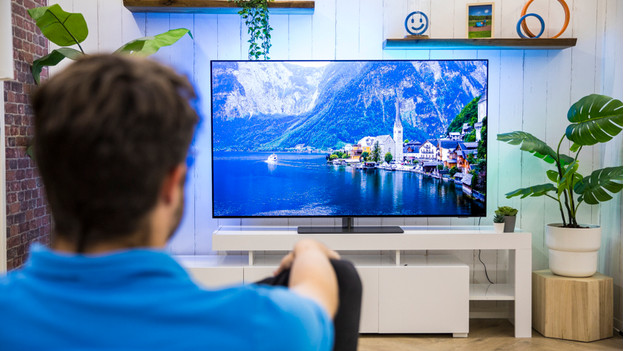 Luminosité de la Philips OLED808
