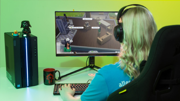 Ccasque gamer sur la tête d'un gamer