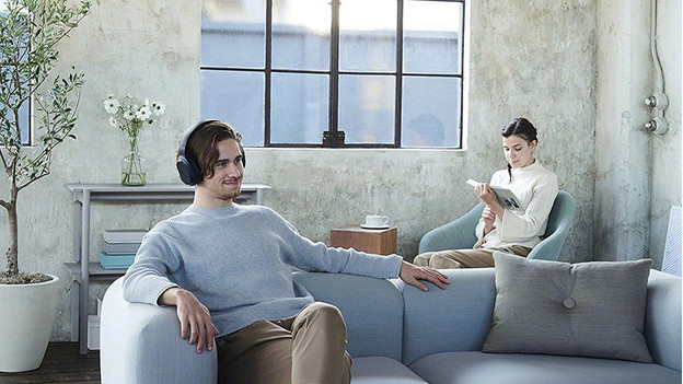 Un casque audio pour regarder la TV