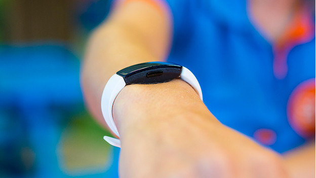 Fitbit juist dragen pols