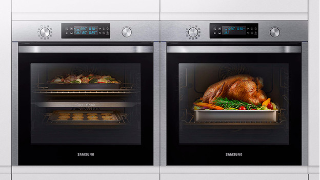 2 ovens that prepare food