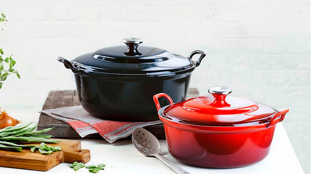 red and black Dutch oven