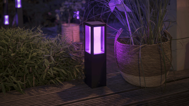 Outdoor lighting smart light